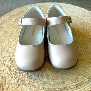 Toddler L’Amour shoes size 10 in Almond